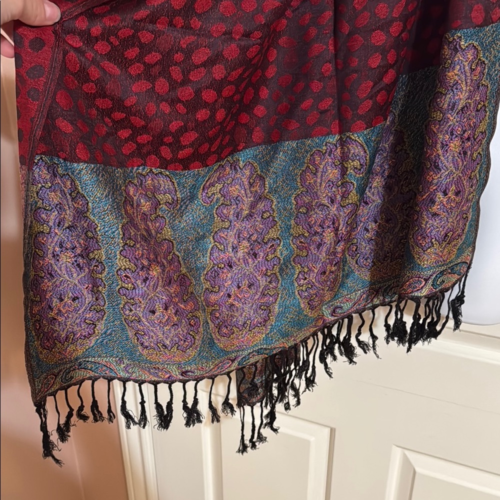 Pashmina Multicolor Patterned Scarf - Picture 6 of 6
